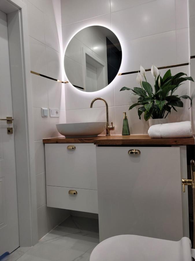 Apartament W Centrum Rowna 10 Kielce Esterno foto